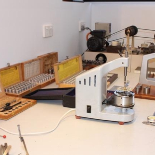 Melbourne Antique Clock Repairs - Brunswick, VIC