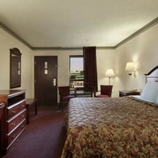 Days Inn by Wyndham Bainbridge - Bainbridge, GA