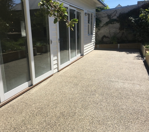 L & A Martino Pty Ltd - Leopold, VIC