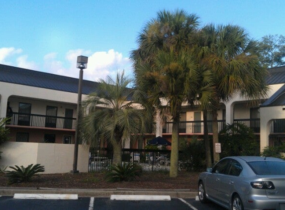 Baymont Inn & Suites - Tallahassee, FL