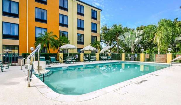 Comfort Suites Tampa - Brandon - Tampa, FL