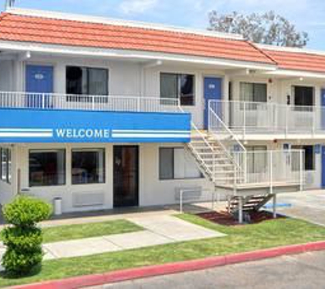 Motel 6 - Fresno, CA