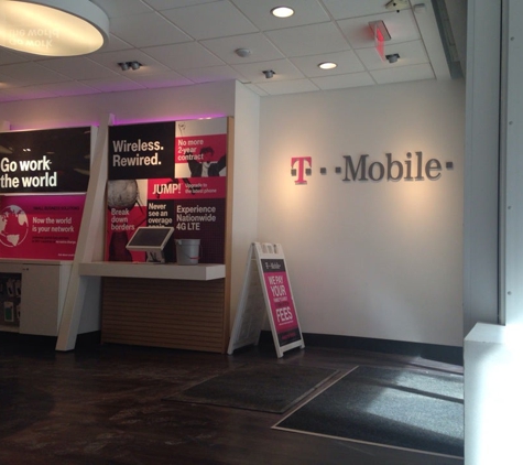 T-Mobile - Chicago, IL