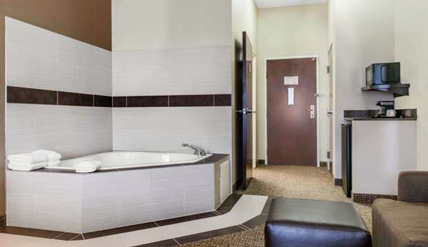 Comfort Inn & Suites Porter near Indiana Dunes - Porter, IN