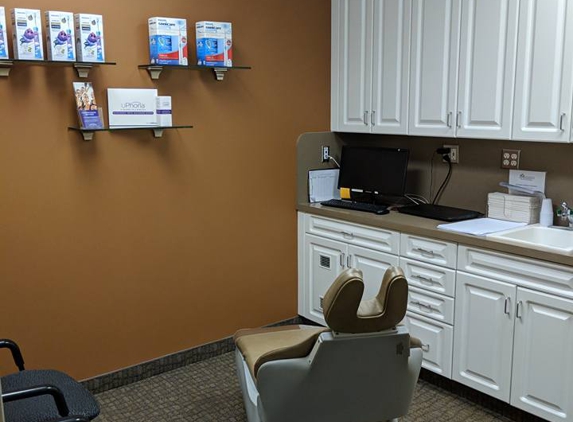 True Orthodontics, PC. John J. Lupini DDS, MS - Trenton, MI. Treatment Room