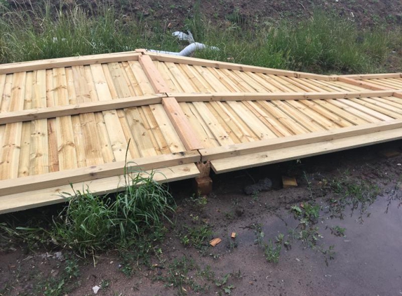 Peninsula Lawn Services - Morwell, VIC. Fence after 1 week
