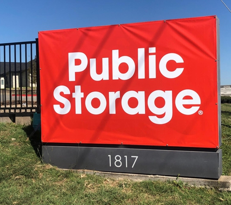 Public Storage - Desoto, TX