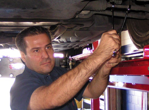 Road Star Auto Repair - Escondido, CA