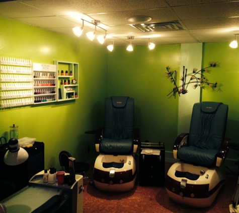 A Advanced BodyWorx Salon & Day Spa - Daytona Beach, FL