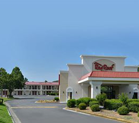 Red Roof Inn - Dalton, GA