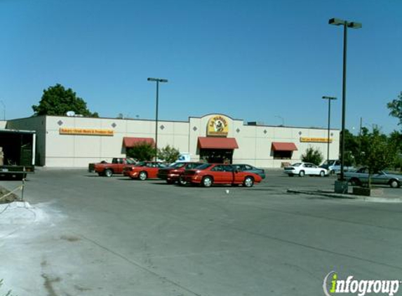 La Tapatia Grocery - Des Moines, IA