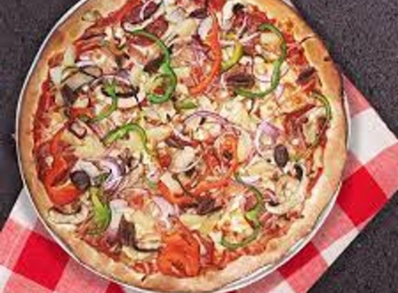 Rossco's Pizza - Taranganba, QLD. my pizza!