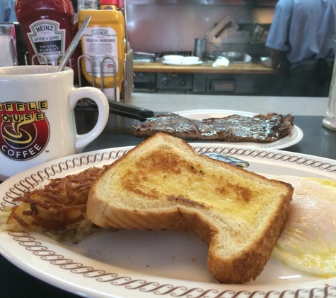 Waffle House - Aurora, CO