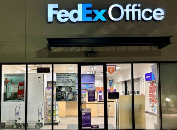 FedEx Office Print & Ship Center - Omaha, NE