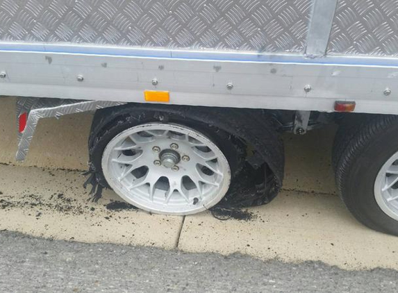 Nambucca Valley Tyres - Macksville, NSW. Dad's Blow out