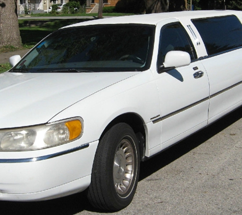 Cas Ltd  {Limousine & Photography} - Markham, IL