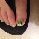 Shellac Nails and Lashes - Beauty Salons