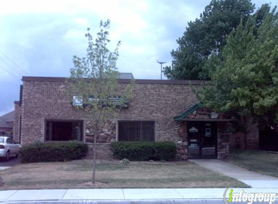 220 Lively Building - Elk Grove Village, IL