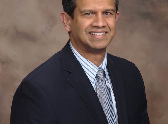 Cletus Carvalho MD - Lexington, KY