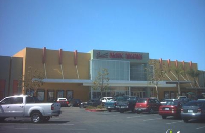 Reading Cinema Town Square 14 4665 Clairemont Dr, San Diego, CA 92117 ...