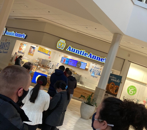 Auntie Anne's - Nashua, NH