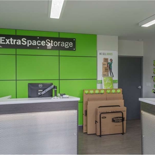 Extra Space Storage - Southgate, MI