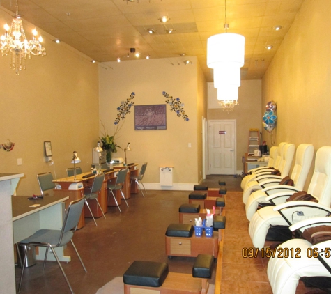 Glamour Nails & Spa - Petaluma, CA