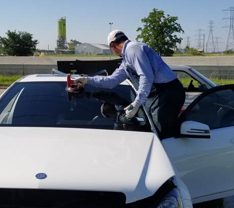 A Texas Staunch Auto Glass - Houston, TX