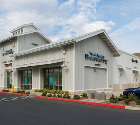 Tustin Legacy Dentistry - Tustin, CA