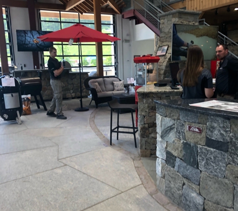 Haynes Outdoor Living Showroom - Seymour, CT