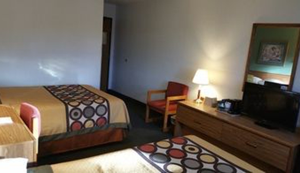 Super 8 by Wyndham Queensbury Glens Falls/Lake George Area - Queensbury, NY