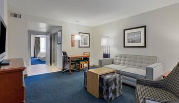 Homewood Suites by Hilton Seattle Downtown - Seattle, WA