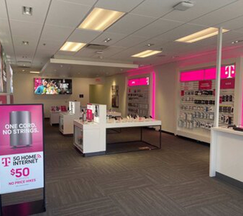 T-Mobile - Garland, TX