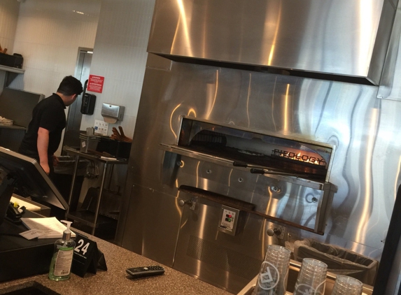 Pieology Pizzeria - Seminole, FL