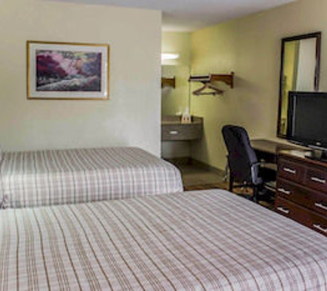 Econo Lodge - Creedmoor, NC