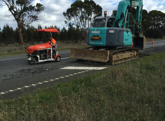 AFP Civil - Warrenheip, VIC. A & F Peterkin Earthmoving