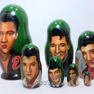 DecoVoo - New Smyrna Beach, FL. Back in the USSR
Vintage Elvis nesting dolls