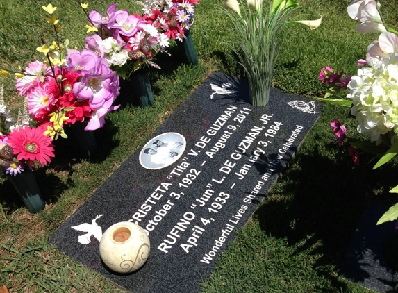 El Camino Memorial - Sorrento Valley - San Diego, CA