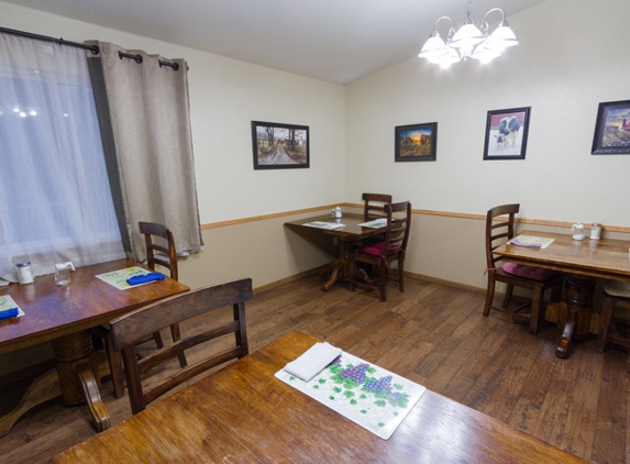 Ashley Manor Memory Care - Fort Lupton, CO