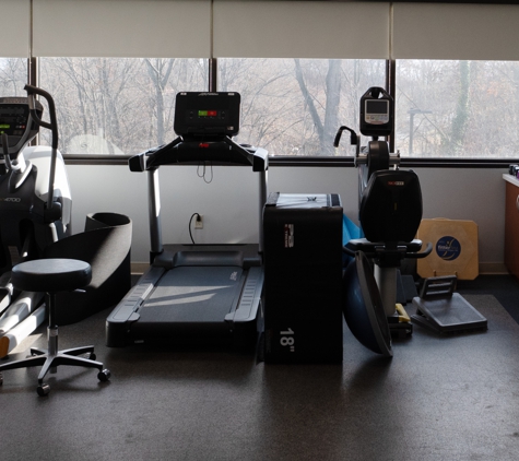 HSS Sports Rehab - Greenwich - Greenwich, CT