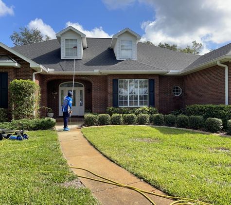 Cleaner Outlook - Lakeland, FL. Exterior Window Cleaning