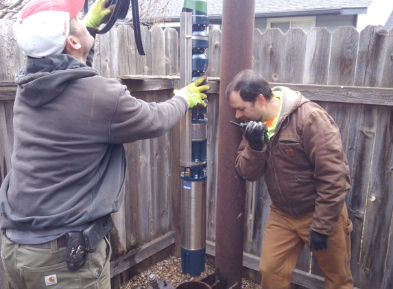 Coonse Well Drilling and Pump Co Inc - Caldwell, ID. Gene, setting our new pump