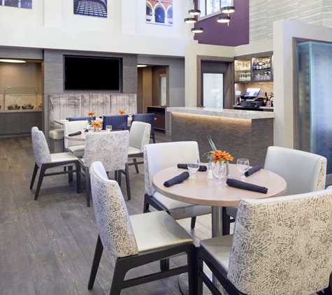 DoubleTree by Hilton Hotel Atlanta - Alpharetta - Alpharetta, GA