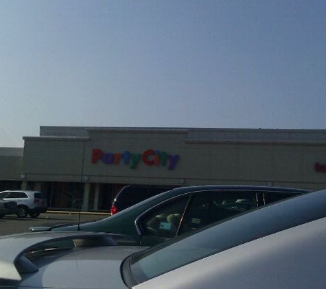 Party City - West Babylon, NY