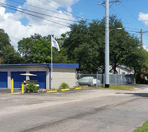 StoreRight Self Storage - Tampa, FL