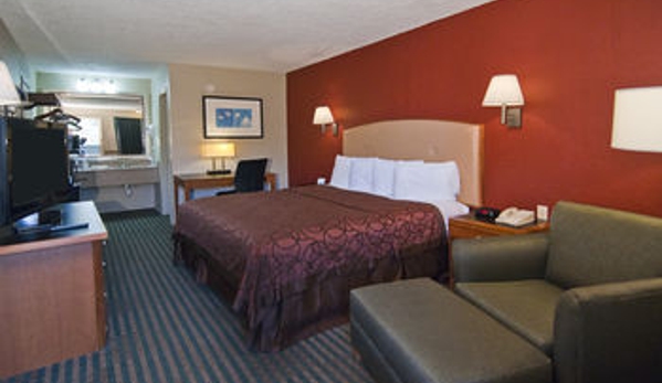 Executive Inn - Panama City Beach, FL