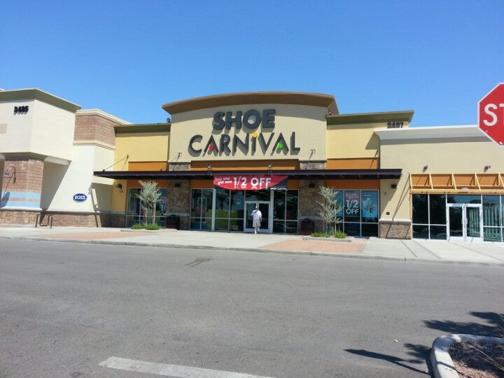 Shoe carnival open on sale today