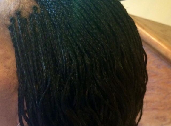 Yowill's African Braiding - Jackson, MS