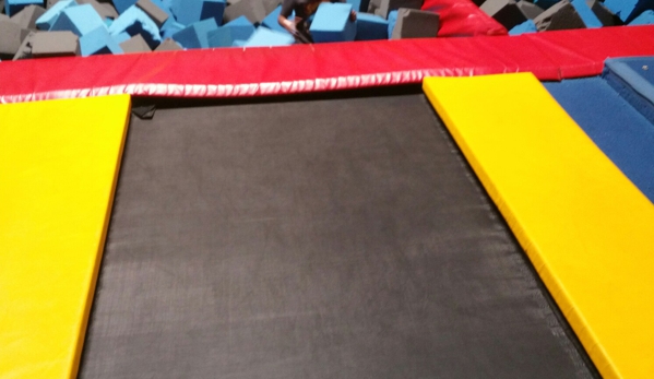 Sky High Sports Valencia - Valencia, CA. Foam Pit