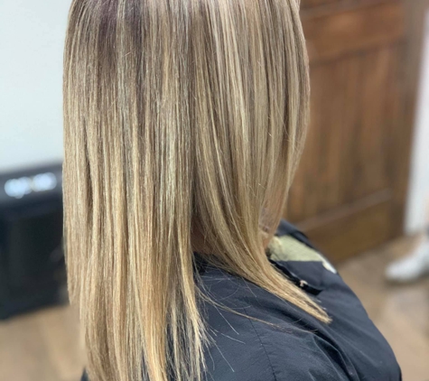 Flourish Salon Suites - Lake Dallas, TX